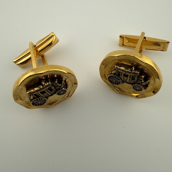 Vintage Wells Fargo Stagecoach Cufflinks‎ Gold Tone Western Round Pair